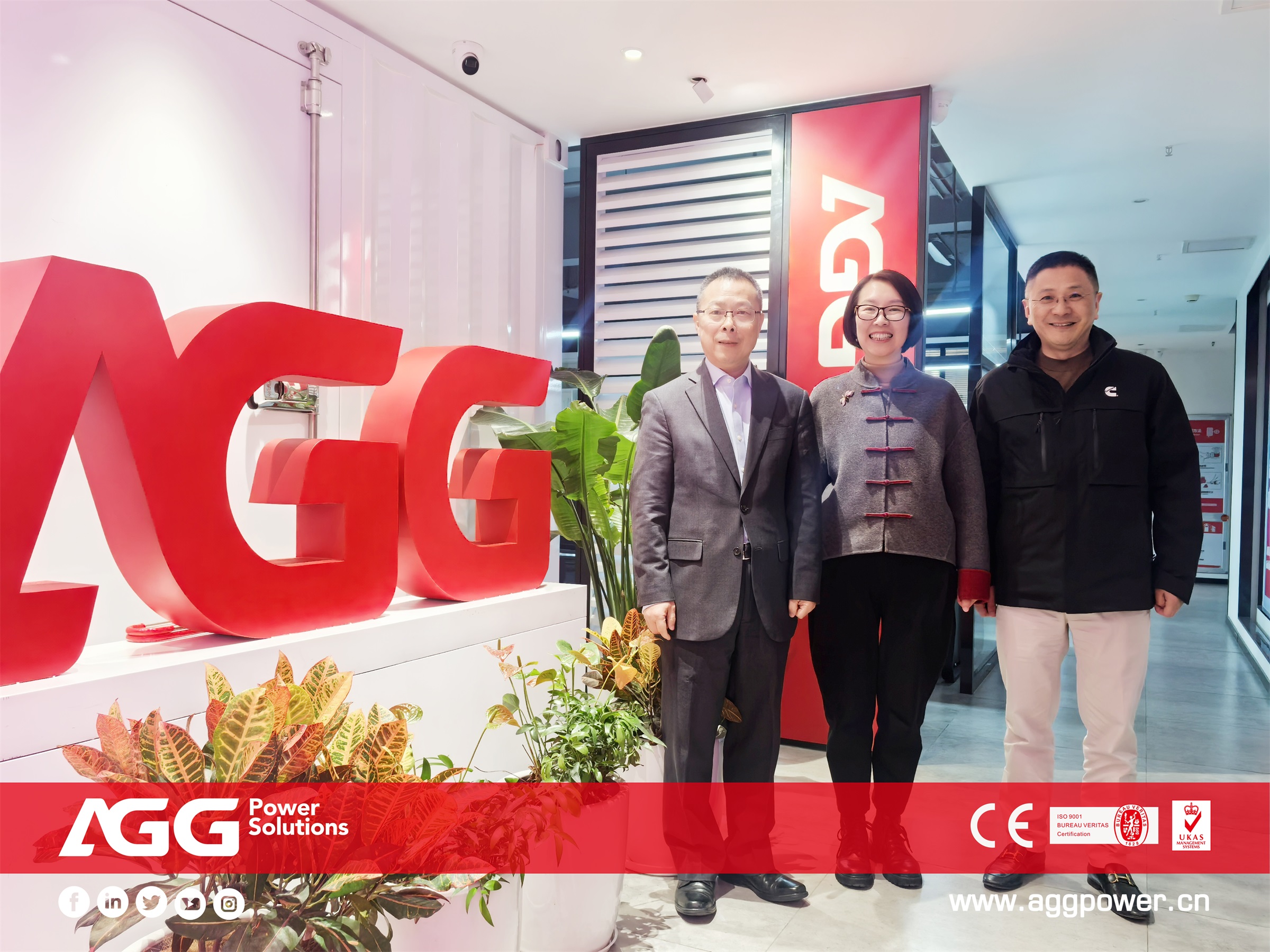 康明斯高层到访AGG(官网).jpg 康明斯高层到访AGG(官网).jpg